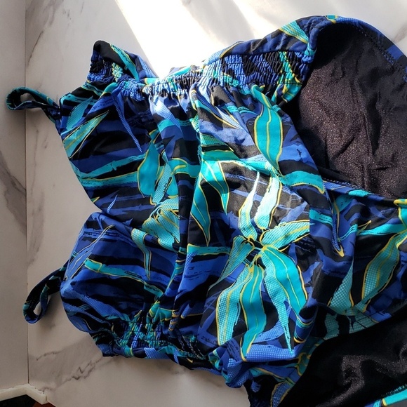 AMAVI Over The Shoulder One Piece Swimsuit in Multi Blue Size 16 NWOT - Picture 5 of 12